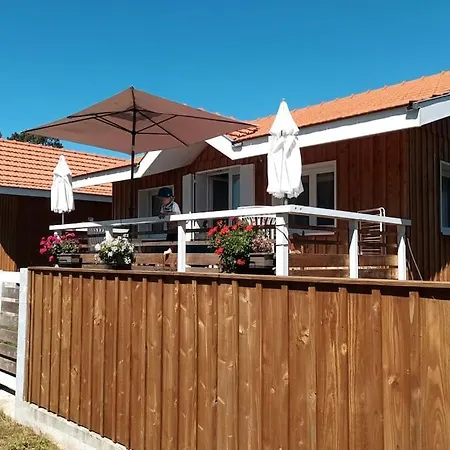 Maison Bois Sur Pilotis Оданж