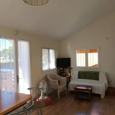Дом отдыха Maison Bois Sur Pilotis Оданж
